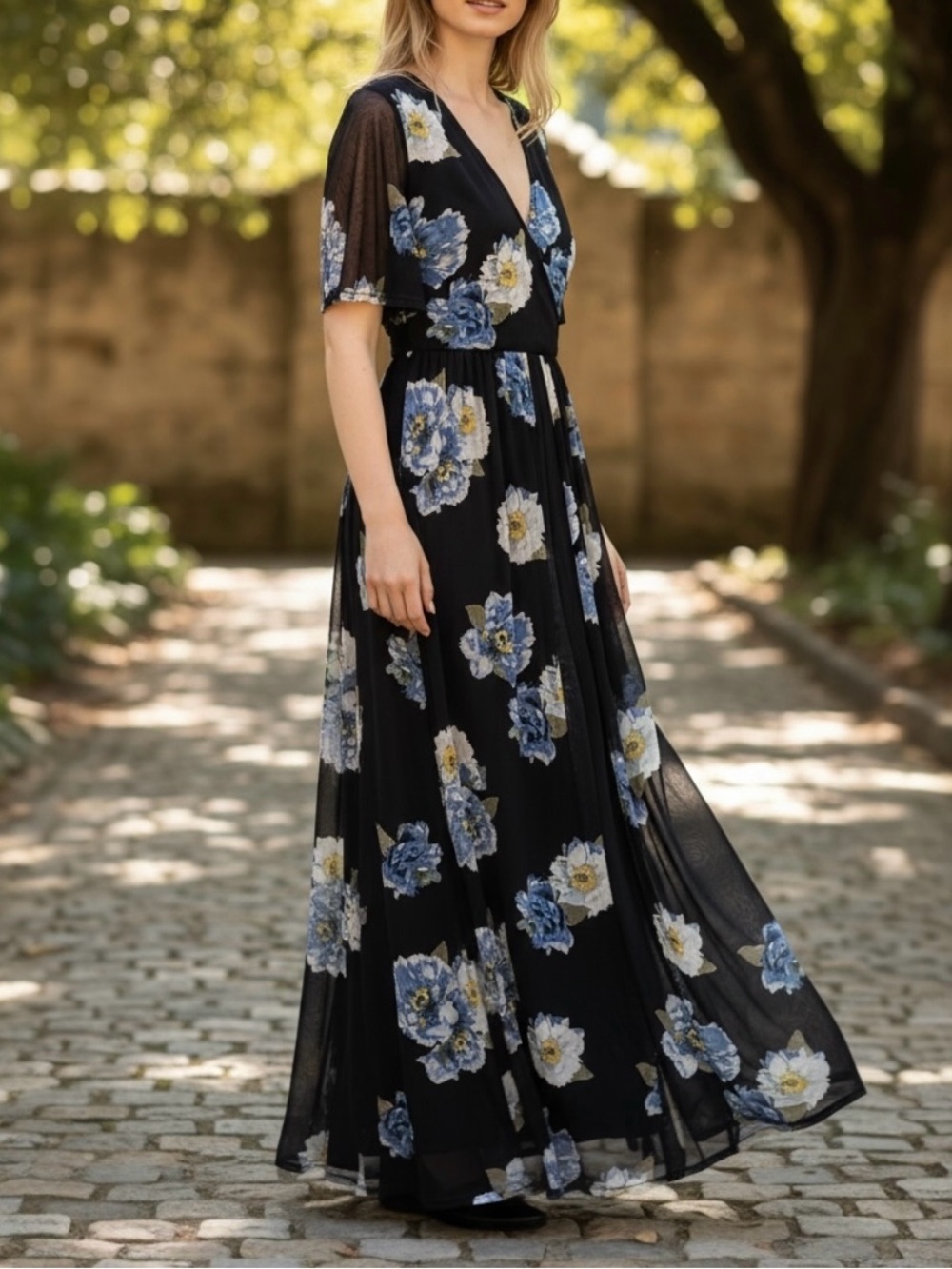 No Boundaries Women’s Navy Floral Maxi Dress with Inner Pants Size Small